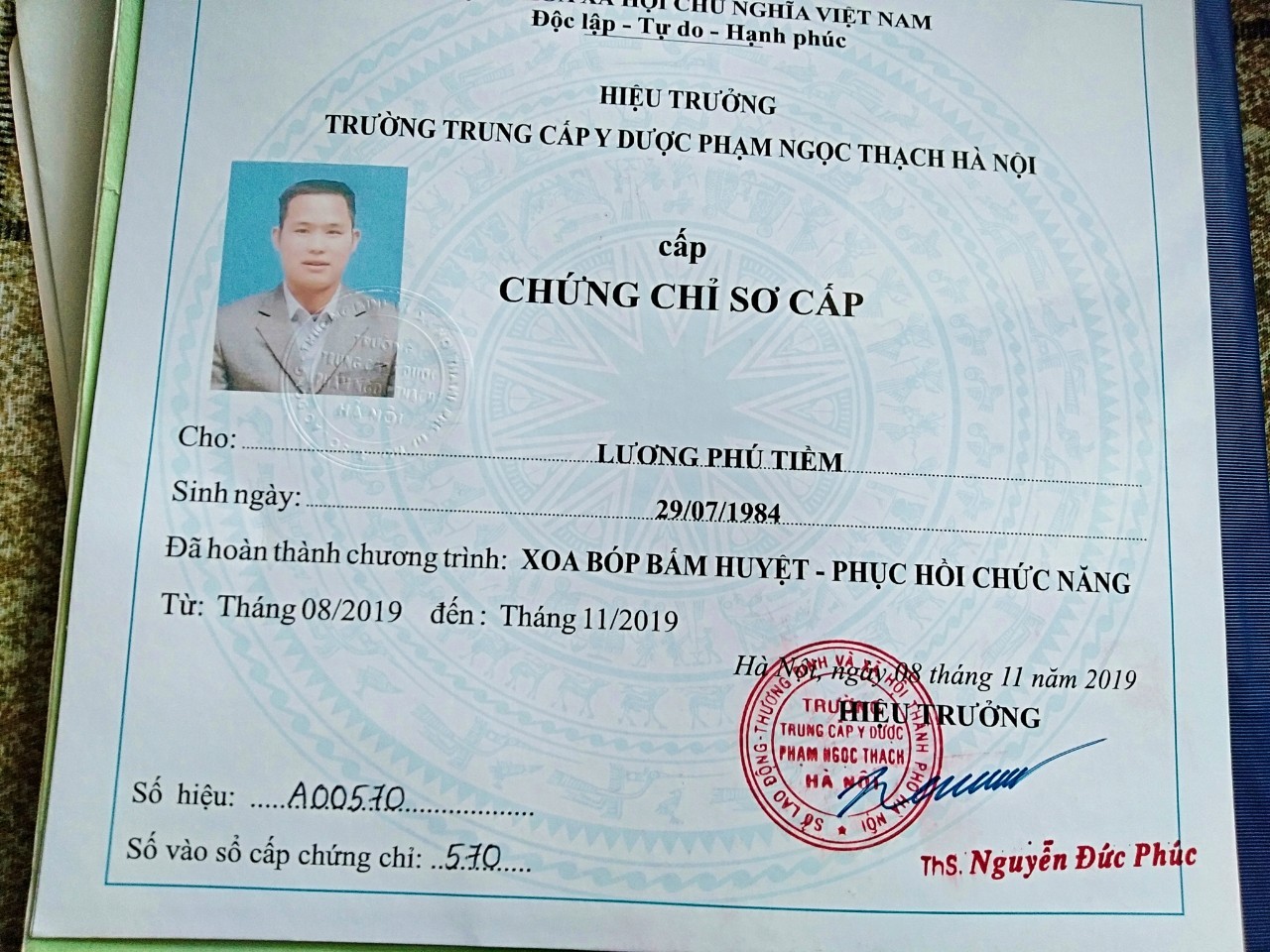 Chứng chỉ xoa bóp bấm huyệt Lương Phú Tiềm